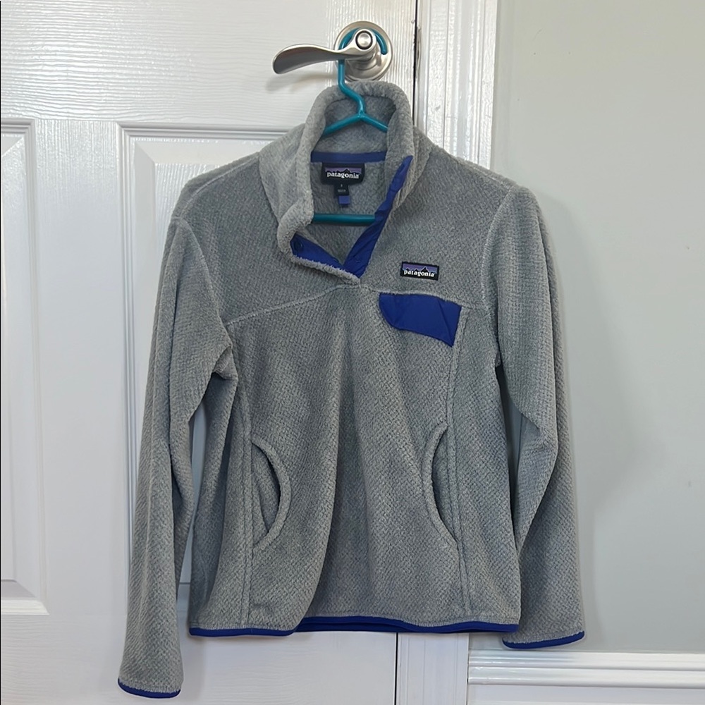 Patagonia Women’s Gray Fleece Jacket